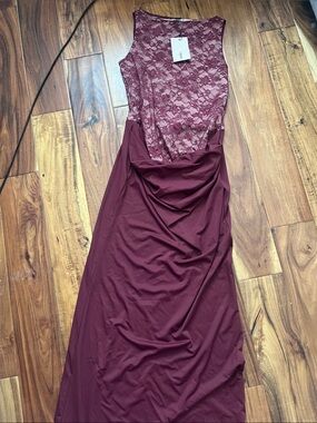 New with tags Sleeveless Lace Bodice Maxi Dress in Wine